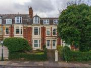 Available Now* St. Georges Terrace. 2 bed flat to rent...