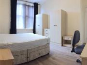 Available Oct Gosforth 3 bed upper flat at £290pw