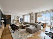 Avant dernier étage de prestige avec balcons et vue...