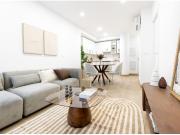 Avd Constitución, Edificio La Pirámide, Vivienda 2...