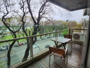 AVDA BELGRANO 909 ALQUILER Piso al frente con balcón....