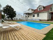 Casa en Venta en Algarrobo con Piscina y Gran Terreno Casa en Venta en Algarrobo con Piscina y Gran Terreno