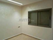 Avendre ascenseur garage