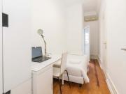 Avenida António Augusto de Aguiar Students only