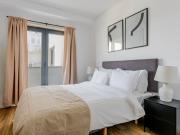 Avenida da República 84, Rua José Carlos dos Santos IX