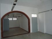 AVENIDA, HERMOSO LOCAL A UNA CUADRA DEL DINO R 20