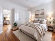 AVENUE DE CLICHY À LA FRONTIÈRE DES 8e, 9e & 17e 3 PIÈCE