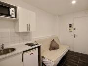 Avenue Foch métro porte Dauphine ou porte Maillot, Paris Avenue Foch métro porte Dauphine ou porte Maillot, Paris