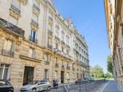 AVENUE FOCH / PORTE DAUPHINE. APPARTEMENT EN ÉTAGE...
