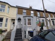 Avenue Road, Dover, Kent CT16, 3 bed maisonette to rent,...