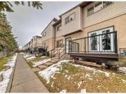 Avenue Se, Calgary, AB, T2A 5E4 townhouse for sale Listing.