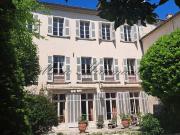 Avignon centre, hôtel particulier avec jardin et garage