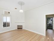 Awesome living on Dawson Ave!