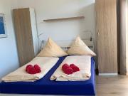 Awesome & new home great view!, Berlin Amsterdam...