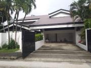 Ayala Alabang 3 Bedroom Cozy House for Rent in Alabang...