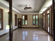 Ayala Alabang 4 Bedroom Den Huge House for Rent in...