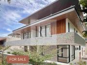 Ayala Alabang Modern house with pool and elevator