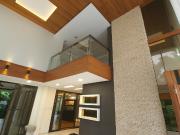 Ayala Alabang Modern House with pool near Filivest...