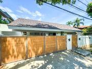 Ayala Alabang Village 4 Bedroom 4BR House for Rent in...