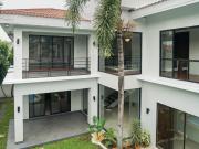 Ayala Alabang Village Two storey house w/ basement
