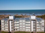 AYRES DE MAR CARILÓ 2 AMBIENTES C/ BALCON DE POZO....