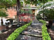 AZALEAS BUGAMBILIAS CASA EN VENTA