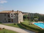Azienda Agricola con Casale del '600, Appartamenti,...