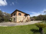 Azienda agricola in vendita a Castiglione Del Lago