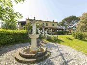 Azienda agricola in vendita a Reggello