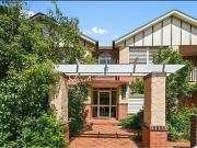 B5/52 Baron Street, Greenslopes, QLD 4120