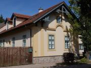 B A D V Ö S L A U Gainfarn Revitalisiertes L A N D H A U S