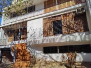 B° BOMBAL CASA MULTIFUNCIONAL EN VENTA 4 Dormitorios 4...
