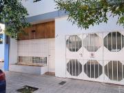 Casa 3 dormitorios con cochera y terraza APTO CREDITO