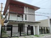 B.F. Homes House and Lot 2 Storey 5BR for sale in Las Piñas