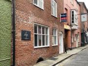 B Flat, Market Street, 2 Bedroom Apartment