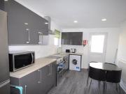 B Prospect Street, Plymouth, 4 Bedroom Apartment