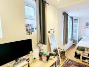 B&Q, 482 Holloway Road, London, N7 6HJ, United Kingdom |...