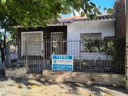 B° Rosedal Casa esquina dos dormitorios C / cochera a...