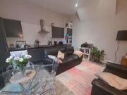 B Victoria Road, Leeds, 3 Bedroom House