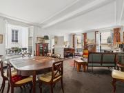 Bac/Carré des Antiquaires Charmant 2 pièces traversant 83 m²