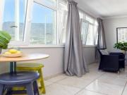 Bachelor apartment in Cape Town City Centre