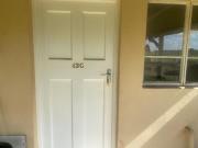 Bachelor apartment in Nooitgedacht