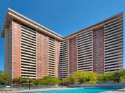 Bachelor for Rent Steps to Victoria Park Station