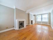 Badminton Road, Balham, London SW12, 2 bed flat to rent,...