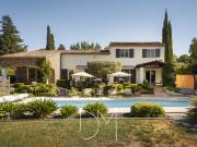 Bagnols en Fôret Maison provençale alliant havre de paix e