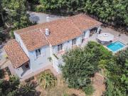 Bagnols en Forêt Villa rénovée avec vue dégagée