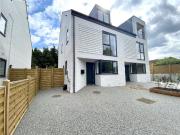 Bagshot Manor Gardens, Bagshot 3 bedrooms Property for... Bagshot Manor Gardens, Bagshot 3 bedrooms Property for...