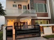 Bahria Enclave Islamabad Sector C2 9 Marla Brand New...