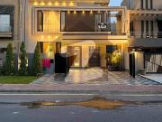 Bahria Town 10 Marla House For sale