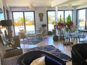 Bail meublé: Superbe T3 avec vue panoramique situé au...